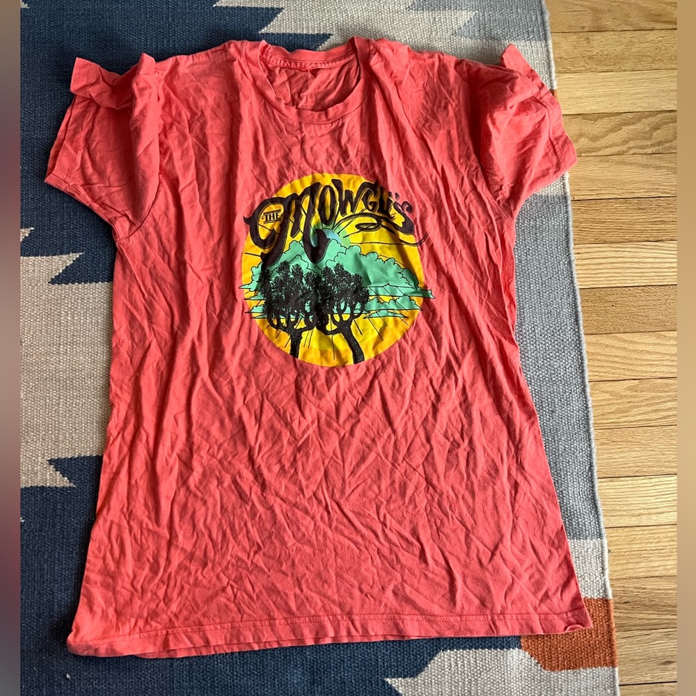 Women’s t-shirt